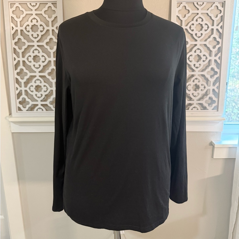 Black Long Sleeve Tee